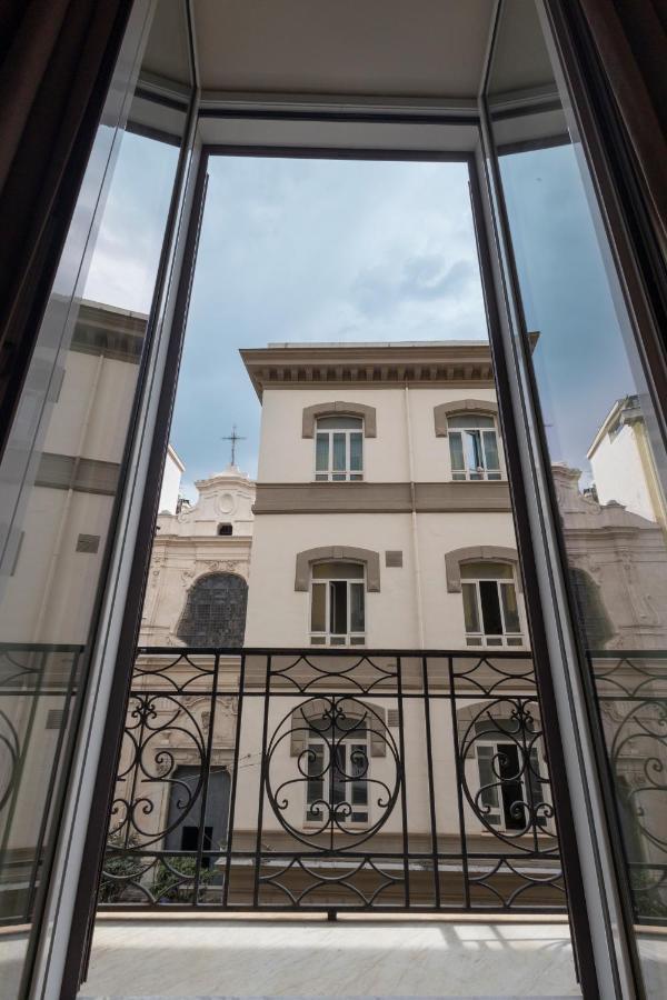 Luxury And Exclusive Bovio Square House Apartamento Nápoles