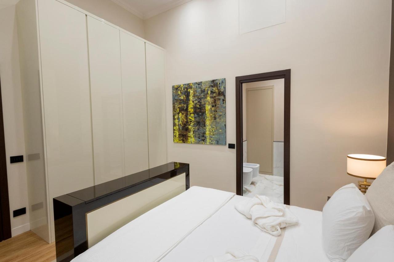 Luxury And Exclusive Bovio Square House * Nápoles