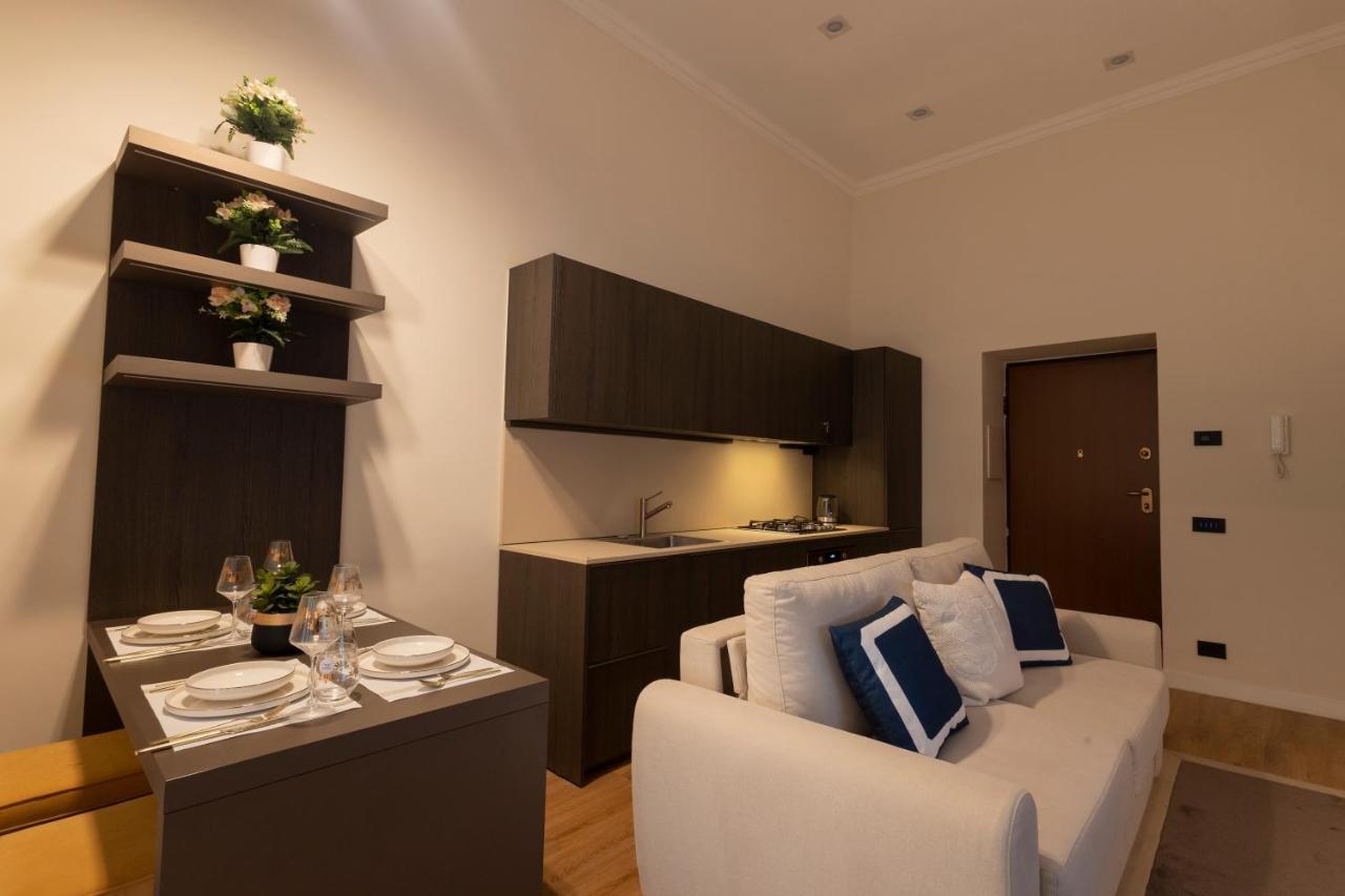 Luxury And Exclusive Bovio Square House Apartamento Nápoles