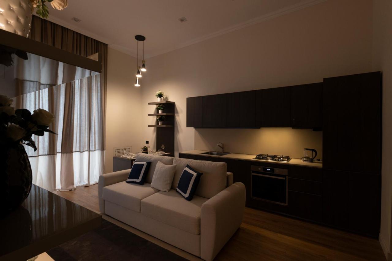 Luxury And Exclusive Bovio Square House Apartamento Nápoles